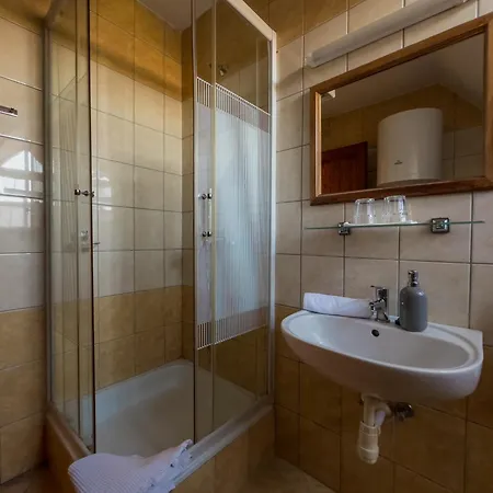 Apartament Edvy Malom
