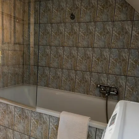 Apartament Edvy Malom *