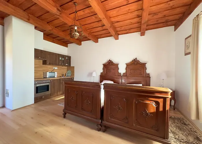 Apartament Edvy Malom *